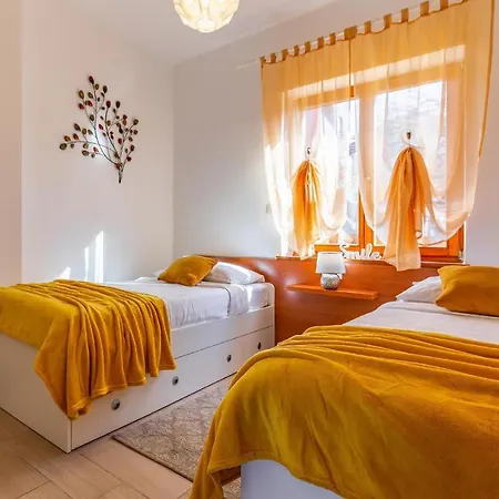 Awesome In With Kitchen Hébergement de vacances