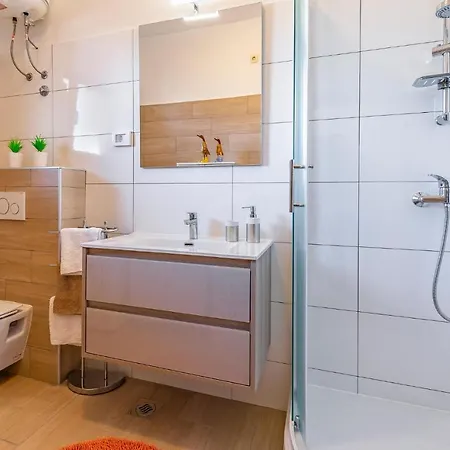 Awesome In With Kitchen Hébergement de vacances