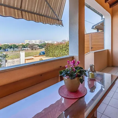 Awesome In With Kitchen Hébergement de vacances *