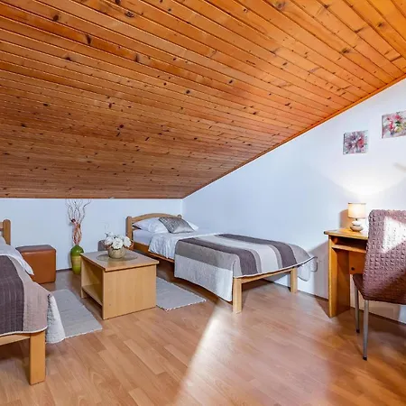 Awesome In With Kitchen *